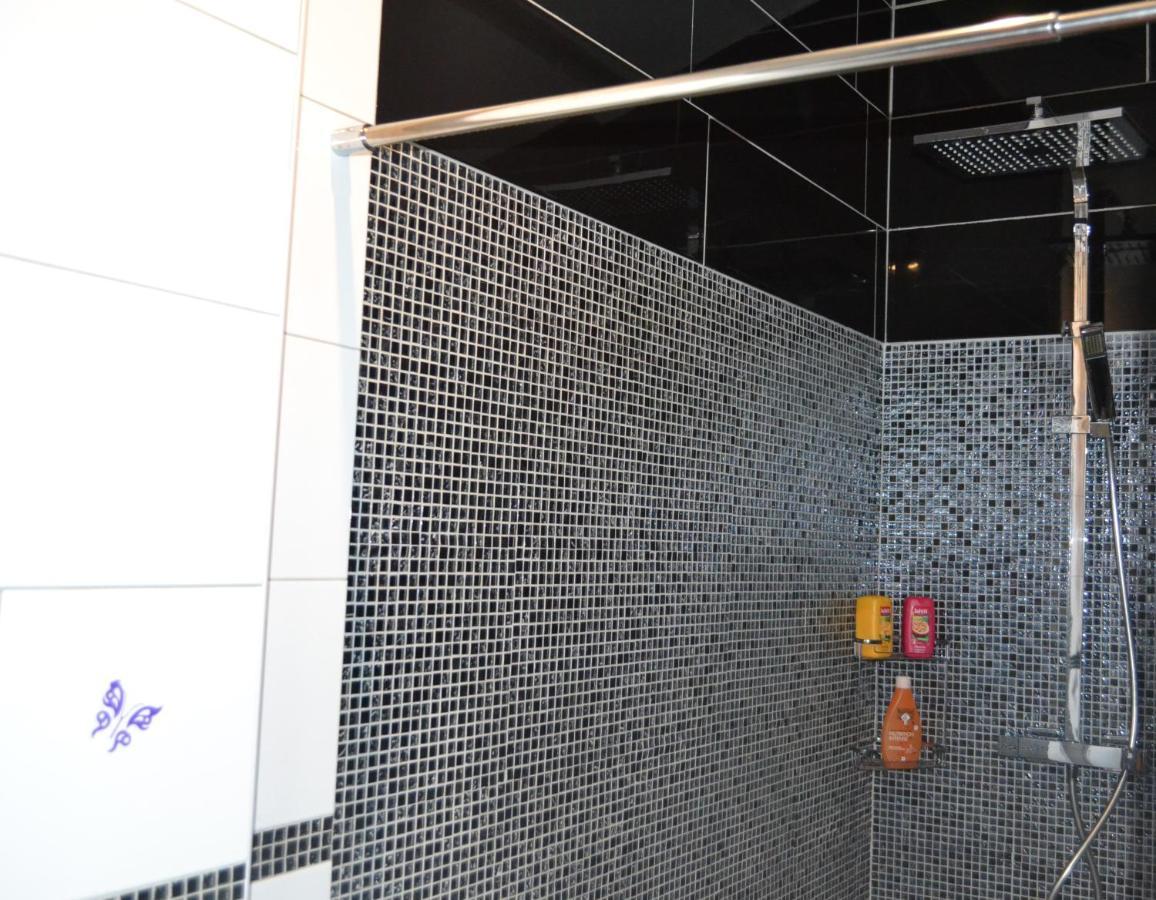 Suite 30 M2 Ideale Pour 2 Personnes Flassans-sur-Issole Екстер'єр фото